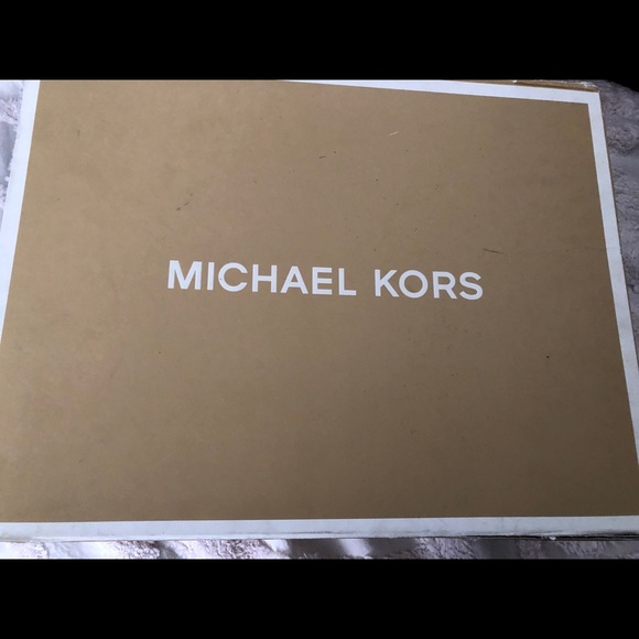 COPY - Michael Kors Purse - Picture 5 of 5